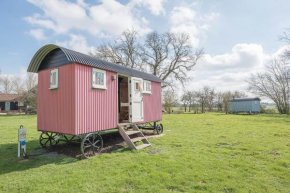 Thyme Shepherds Hut Boundary Farm Air Manage Suffolk